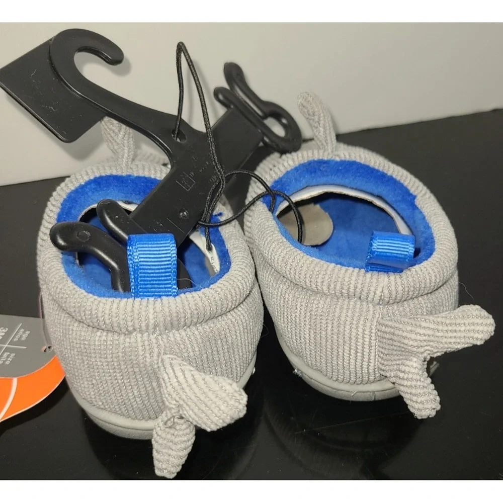 NWT Wonder Nation Gray SHARK Cord Slippers BABY SIZE 2 (3 mo) House Shoes UNISEX